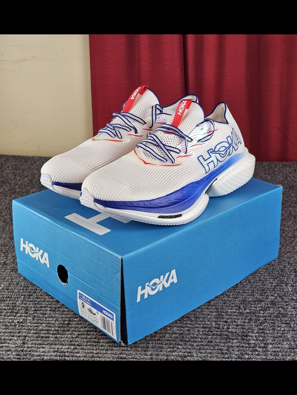 Mens Size 9,10,11 Hoka One One Cielo X1 M White Blue Red New Sneakers
